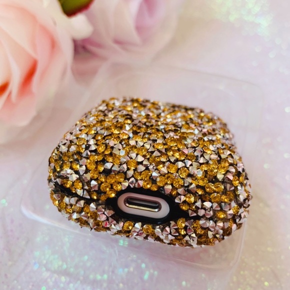 New Nanette Lepore Black & Gold Crystal Airpods Case Tech Accessory - Picture 14 of 15